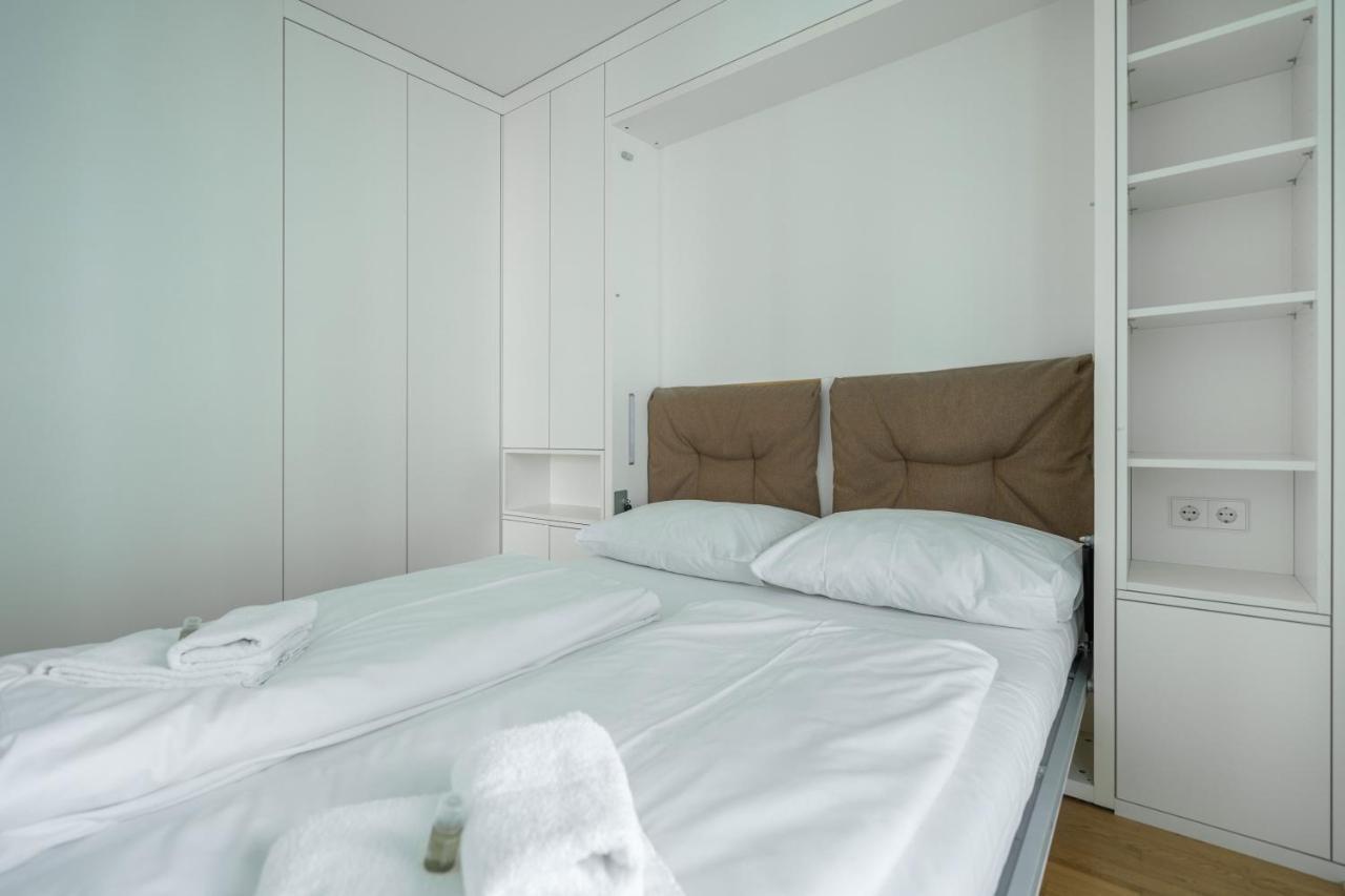 Easy Flat Green Prater Vienna Exterior photo