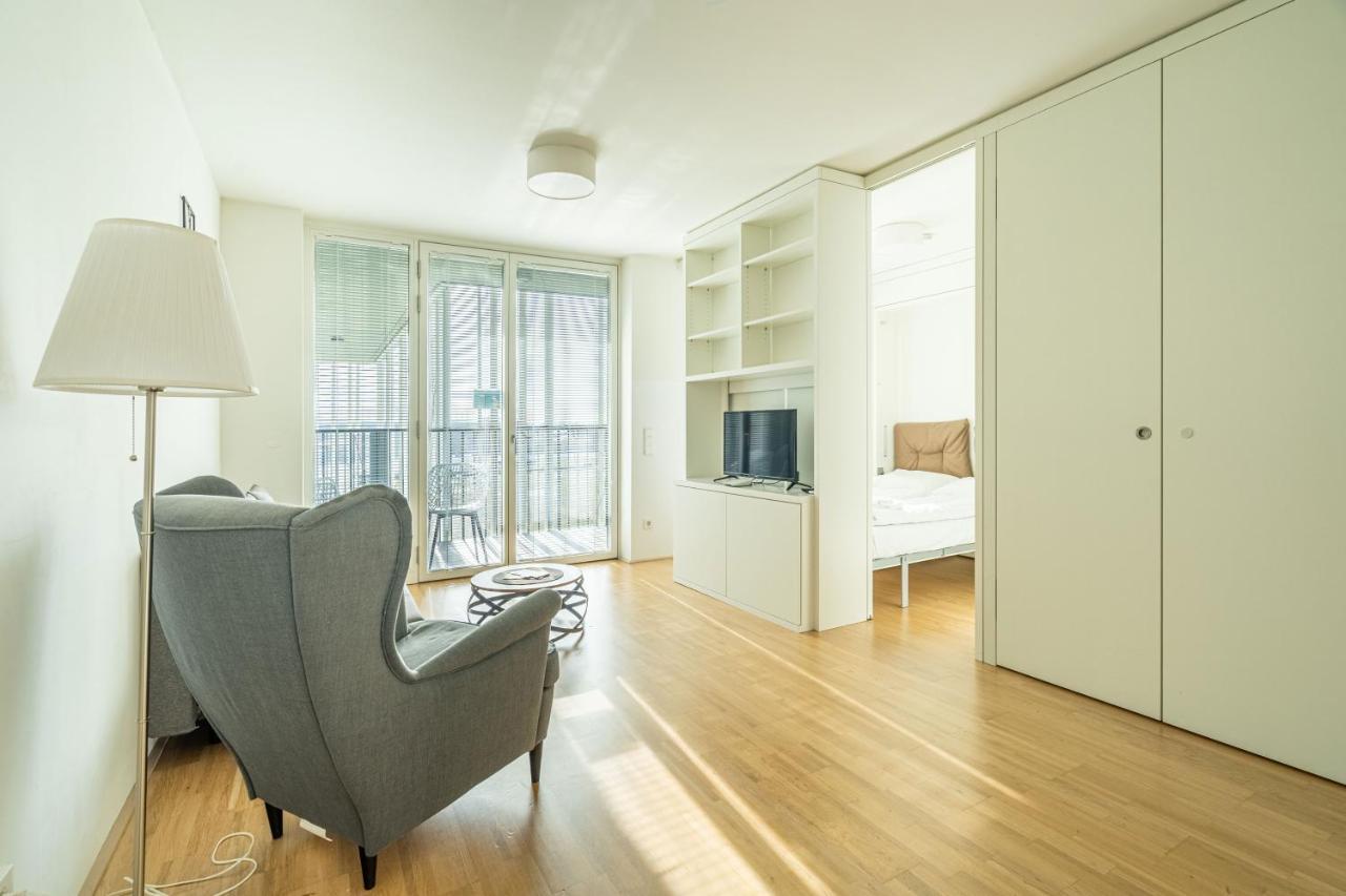 Easy Flat Green Prater Vienna Exterior photo